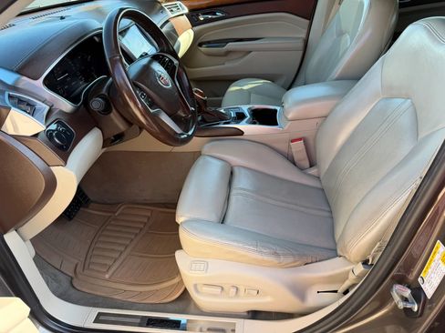 Used 2014 Cadillac SRX Luxury w/ Driver Awareness Package AWD/4WD image 9