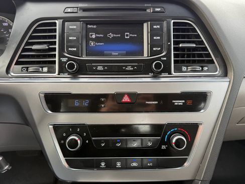 Used 2015 Hyundai Sonata SE w/ Option Group 09 image 25