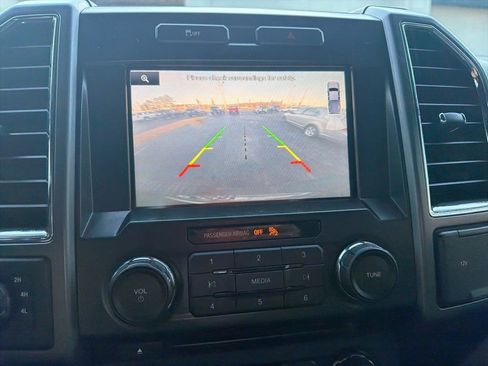 Used 2015 Ford F150 XLT w/ Equipment Group 302A Luxury image 21