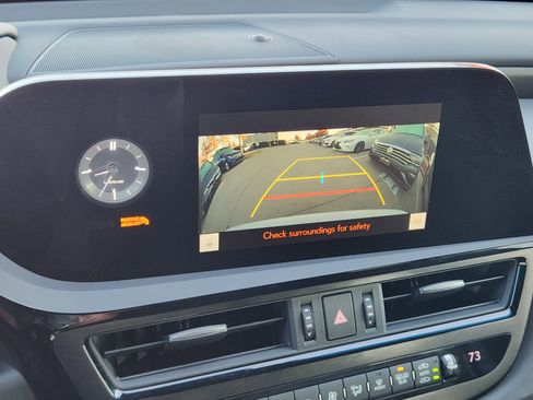 Used 2024 Lexus ES 350 w/ Premium Package image 20