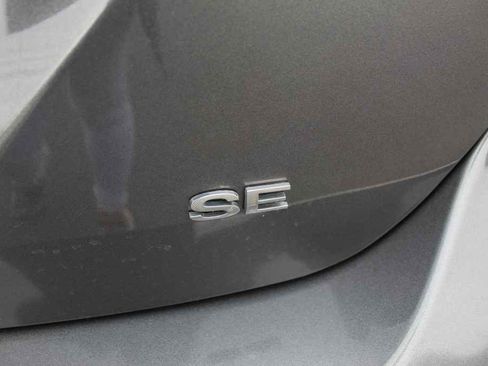 Used 2014 Ford Focus SE image 7