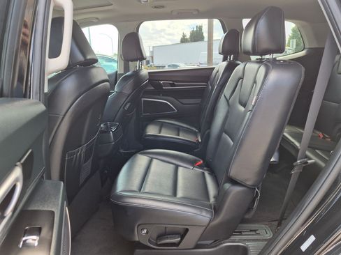 Used 2025 Kia Telluride S AWD/4WD image 28