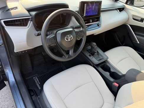 Certified 2026 Toyota Corolla Cross L FWD image 14