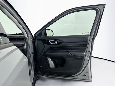 Used 2022 Jeep Compass Trailhawk w/ Trailhawk Elite Group image 34