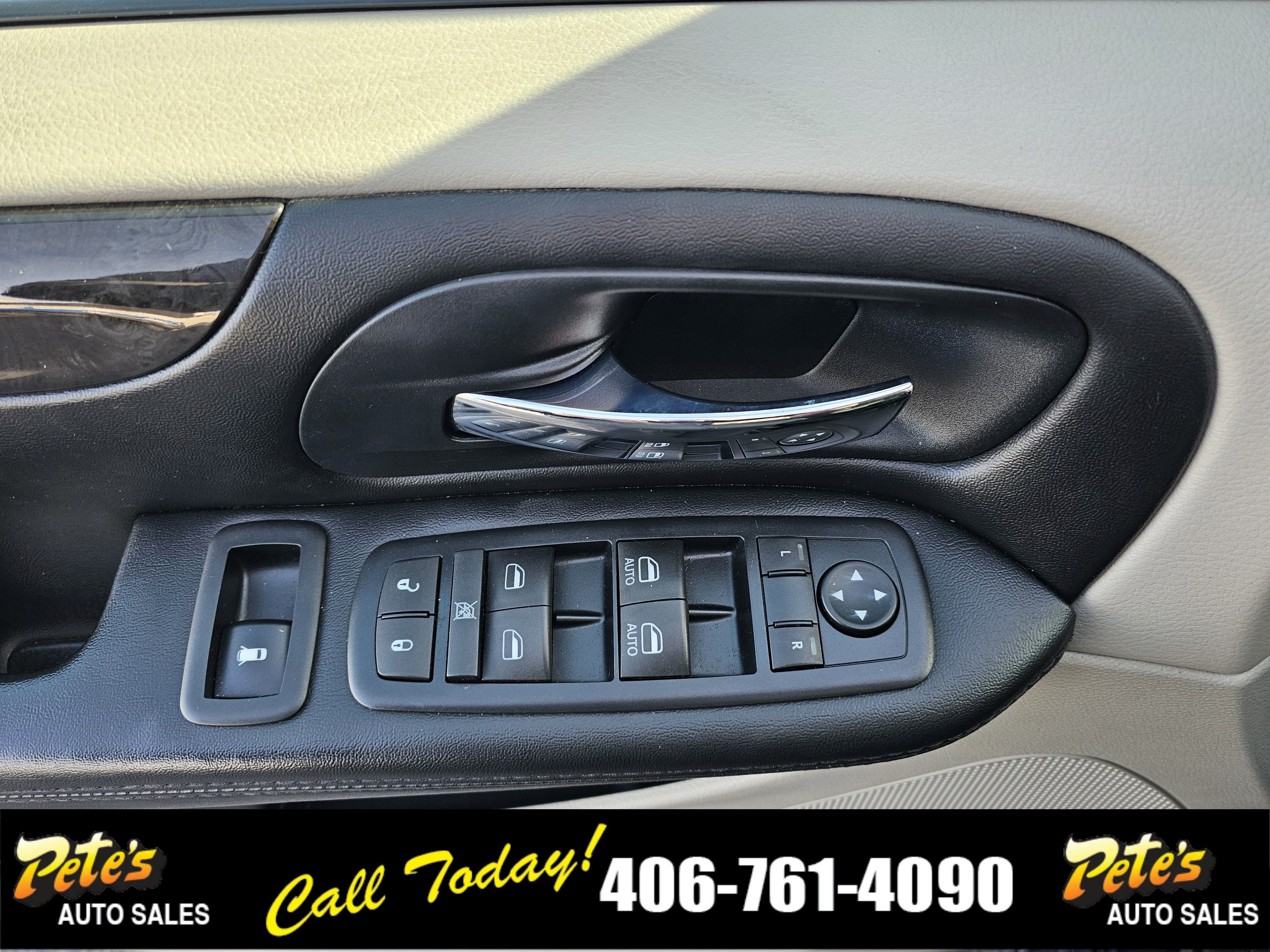 Used 2016 Dodge Grand Caravan SE w/ Quick Order Package 29E SE FWD image 19