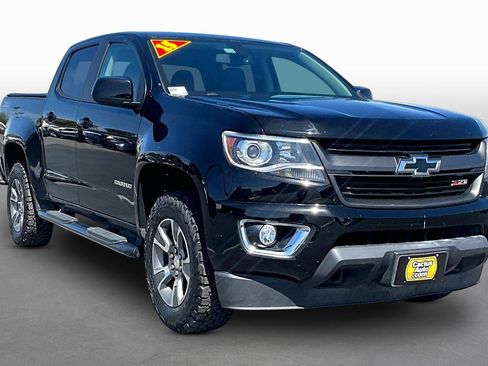 Used 2015 Chevrolet Colorado Z71 image 9