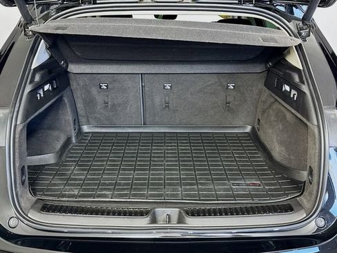 Used 2021 Buick Envision Avenir w/ Technology Package II AWD/4WD image 28