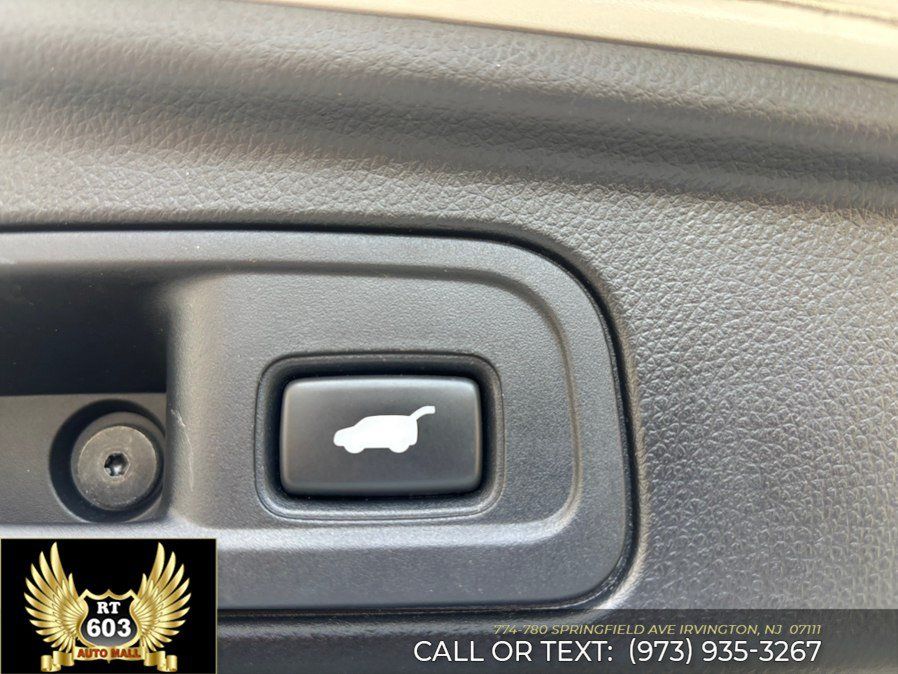 Used 2019 Honda Pilot Elite image 8