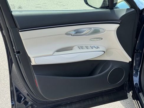 New 2026 Genesis GV70 2.5T Advanced w/ G1 Accessory Package image 25