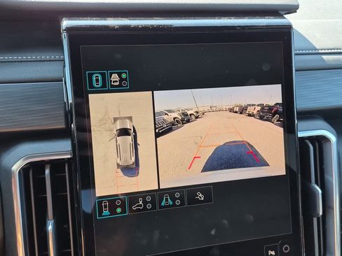 New 2026 GMC Acadia Elevation w/ Black Edition AWD/4WD image 15