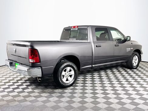 Used 2020 RAM 1500 Classic SLT image 10