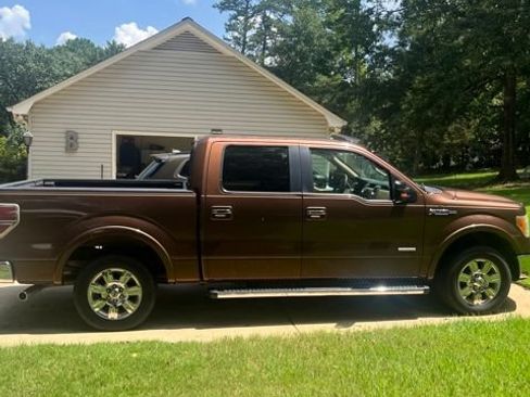 Used 2011 Ford F150 Lariat w/ Lariat Chrome Pkg RWD image 18