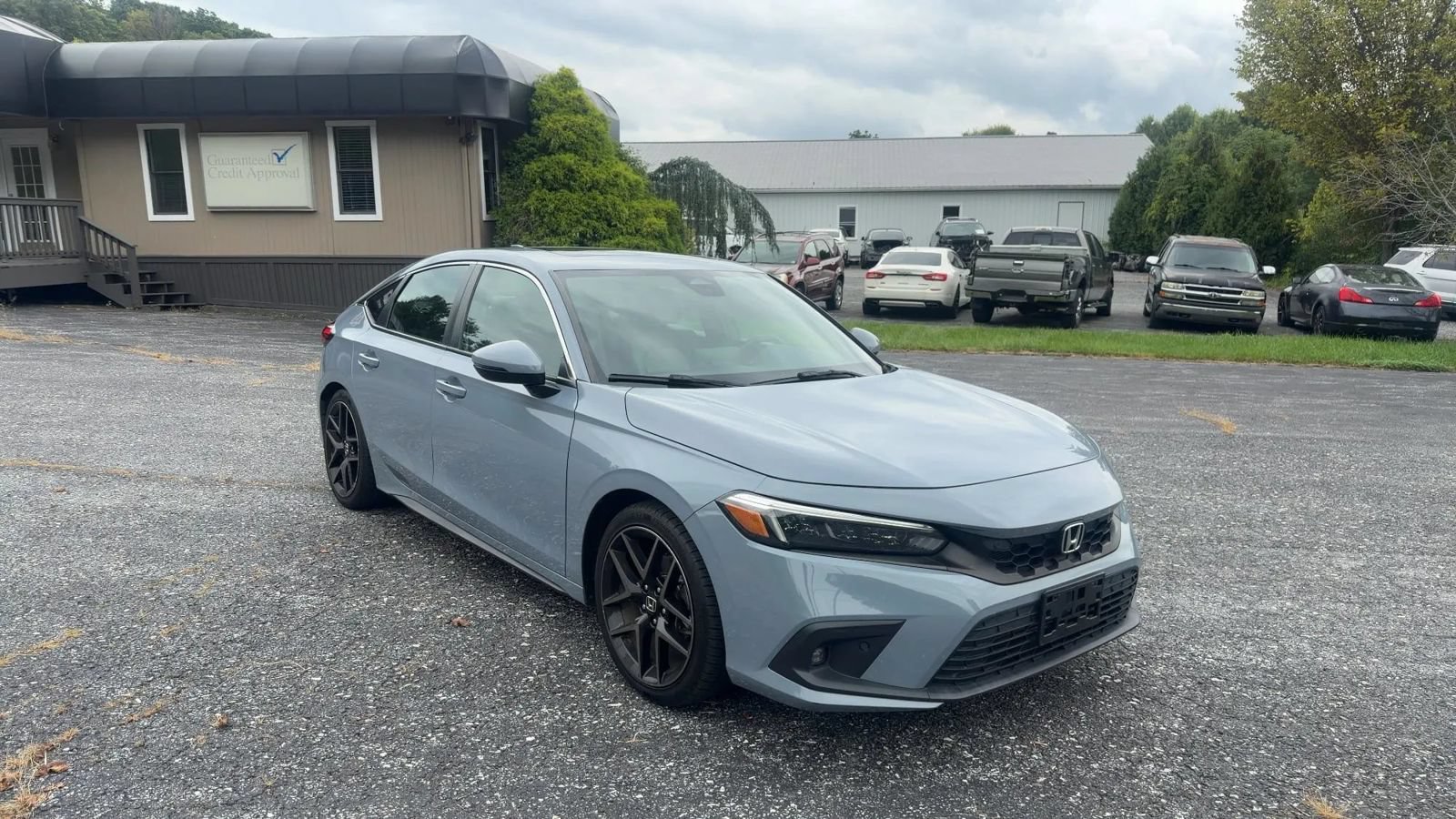 Used 2022 Honda Civic Sport Touring image 2