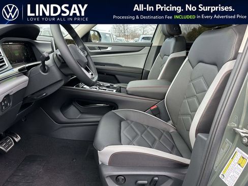New 2026 Volkswagen Atlas Peak Edition AWD/4WD image 9