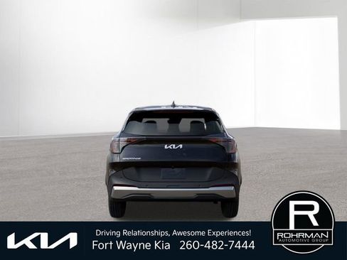 New 2026 Kia Sportage LX image 6