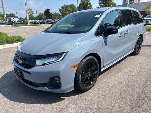Used 2025 Honda Odyssey Sport-L image 2