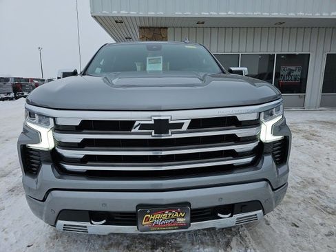 Used 2024 Chevrolet Silverado 1500 High Country w/ Technology Package image 8