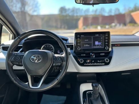 Used 2020 Toyota Corolla SE image 14