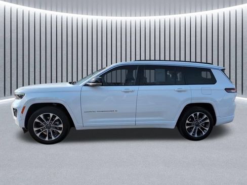 Used 2025 Jeep Grand Cherokee L Overland w/ Luxury Tech Group IV AWD/4WD image 13