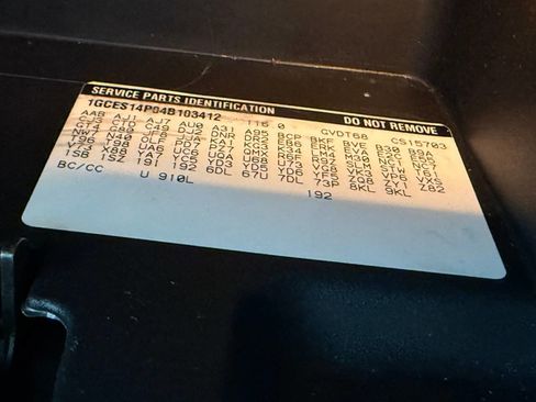 Used 2004 Chevrolet SSR w/ Preferred Equipment Group image 32