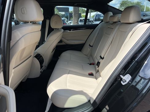 Used 2023 BMW 540i xDrive w/ Premium Package AWD/4WD image 31