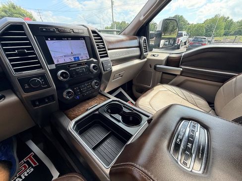 Used 2019 Ford F250 Limited w/ FX4 Off-Road Package AWD/4WD image 29