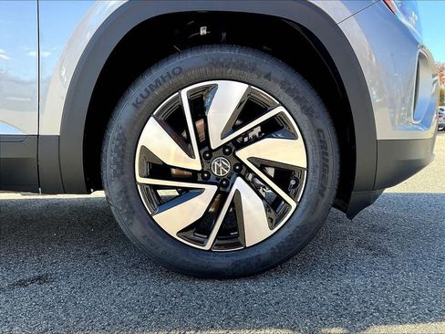 New 2026 Volkswagen Atlas SE AWD/4WD image 8