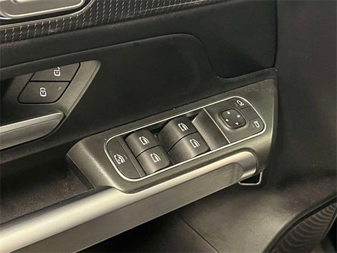 Certified 2021 Mercedes-Benz GLB 250 4MATIC image 15