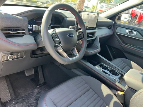 New 2026 Ford Explorer ST-Line w/ ST-Line Street Pack RWD image 22