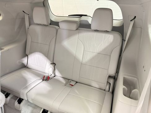 New 2026 Buick Enclave Avenir w/ Super Cruise Package image 12