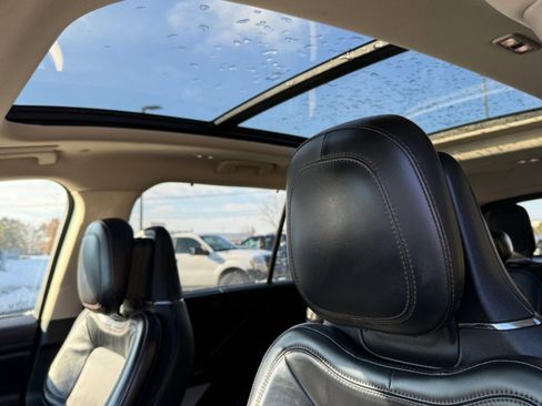 Used 2020 Lincoln Aviator Reserve w/ Equipment Group 202A image 46