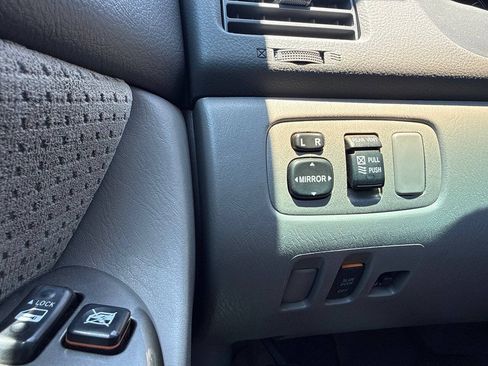 Used 2009 Toyota Sienna LE FWD image 37