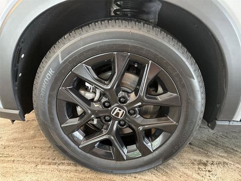 Used 2024 Honda HR-V Sport image 16