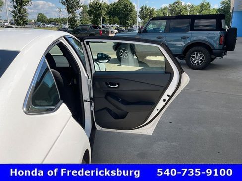 Used 2025 Honda Accord Sport image 17