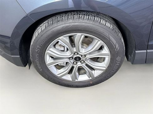 Used 2024 Ford Edge Titanium AWD/4WD image 22