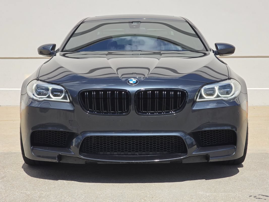 Used 2015 BMW M5 RWD image 7