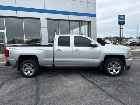 Used 2018 Chevrolet Silverado 1500 LTZ Z71 w/ LTZ Plus Package AWD/4WD image 2