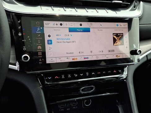 New 2026 Jeep Grand Cherokee Limited AWD/4WD image 13