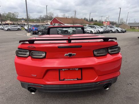 Used 2020 Chevrolet Camaro LT w/ RS Package RWD image 10