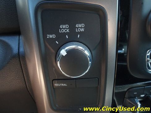 Used 2018 RAM 2500 Laramie w/ Sport Appearance Group AWD/4WD image 16
