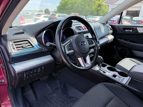 Used 2016 Subaru Outback 2.5i Premium image 17