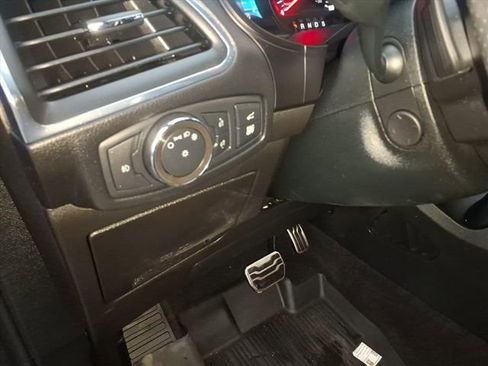 Used 2022 Ford Edge ST w/ Equipment Group 401A image 17