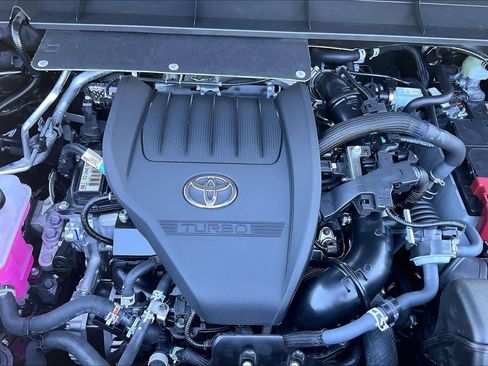 New 2026 Toyota Highlander XLE AWD/4WD image 17