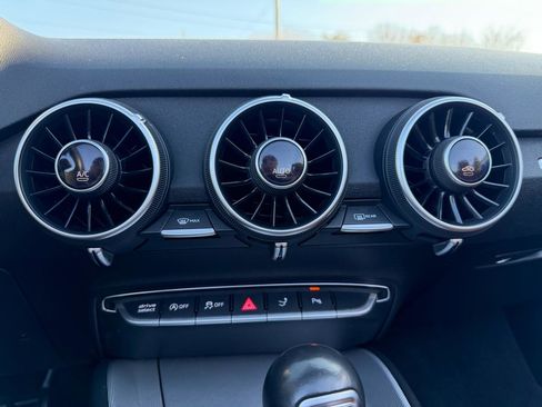 Used 2020 Audi TT 2.0T w/ Technology Package image 18