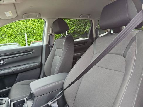 Certified 2025 Honda CR-V LX image 21