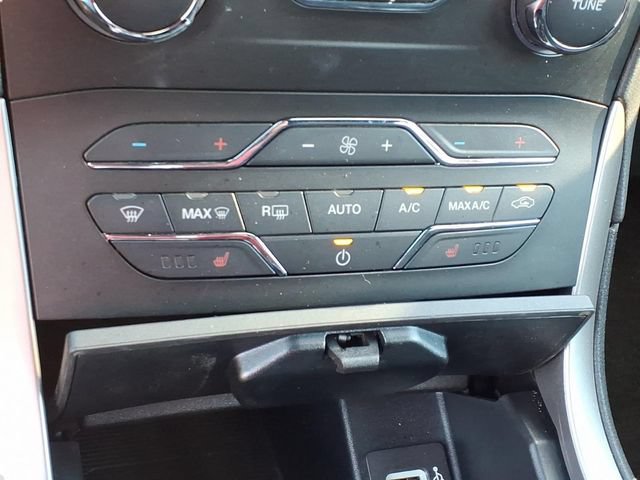 Used 2020 Ford Edge ST-Line FWD image 15