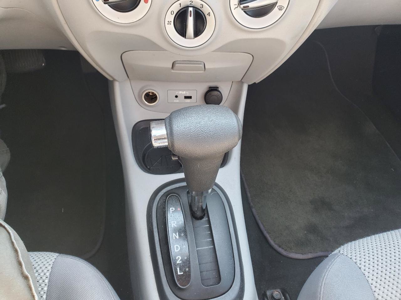 Used 2011 Hyundai Accent GLS FWD image 19