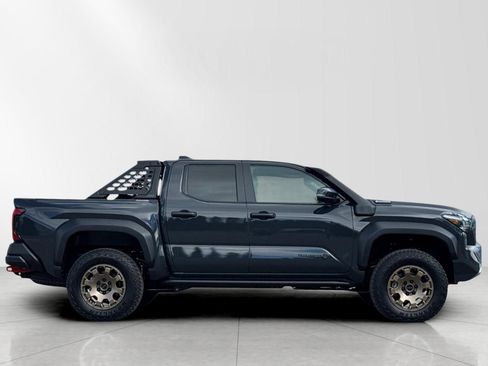 New 2025 Toyota Tacoma Trailhunter image 2
