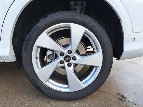 Certified 2025 Audi Q5 Premium Plus w/ Premium Plus image 7