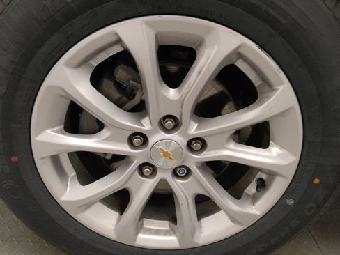 Used 2020 Chevrolet Equinox LT image 31